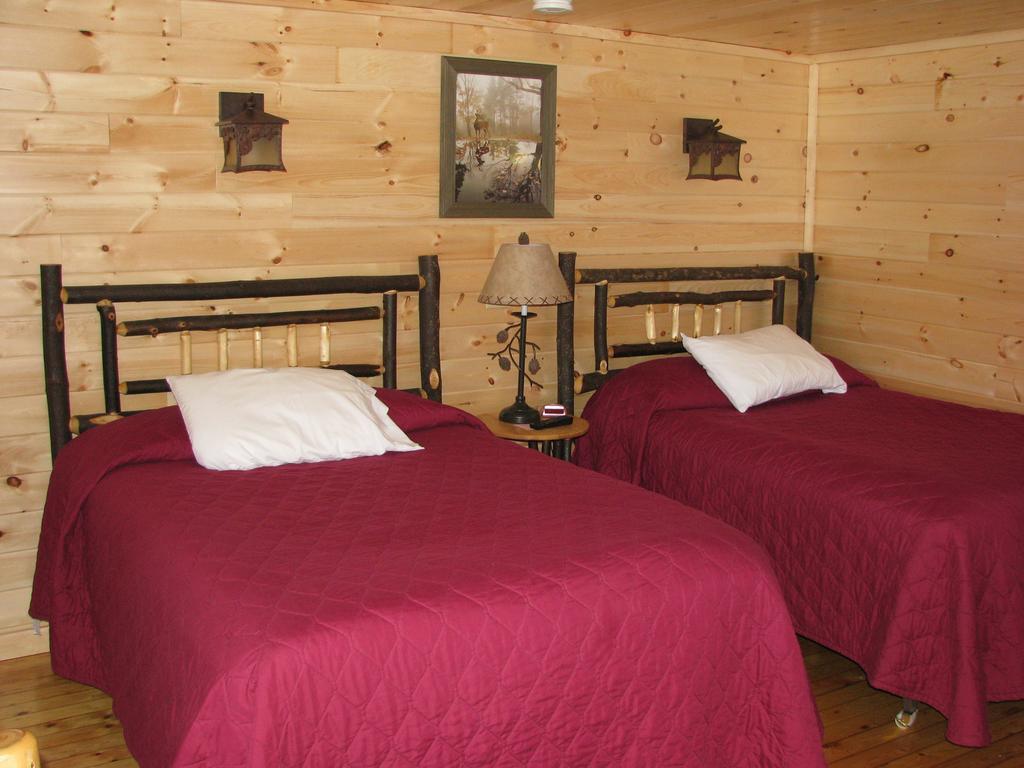 Motel Pine Knoll Lakeside & Old Forge