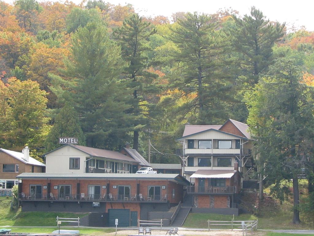 Pine Knoll Lakeside & Old Forge
