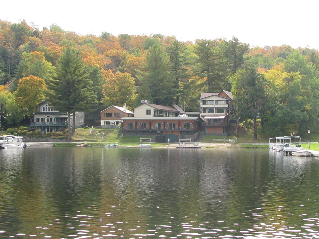 Motel Pine Knoll Lakeside &