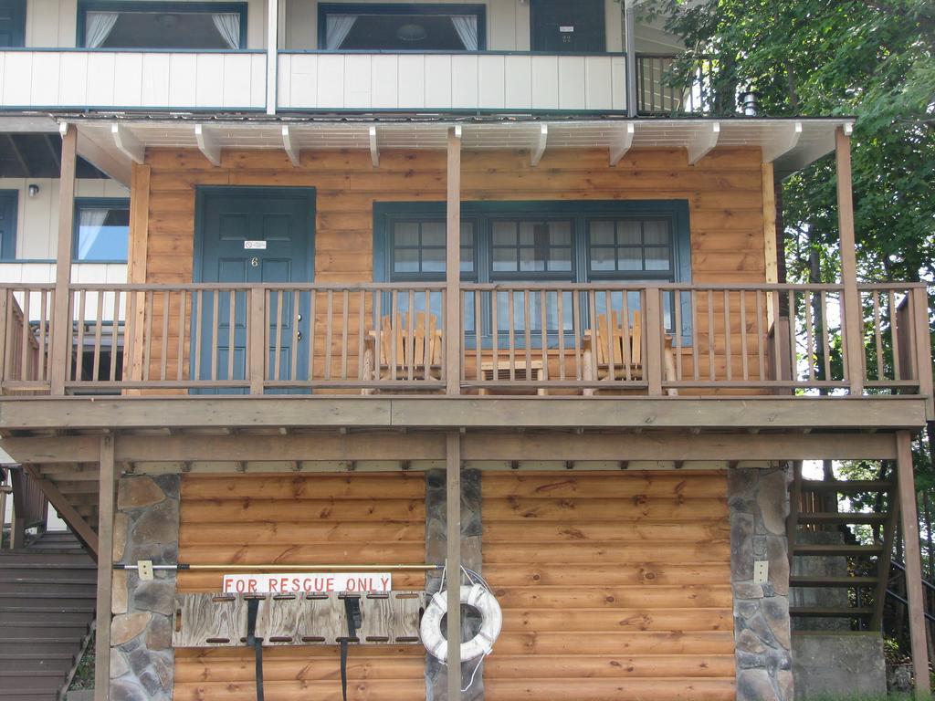 Pine Knoll Lakeside &